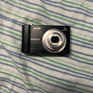 Sony cyber shot dsc-w800